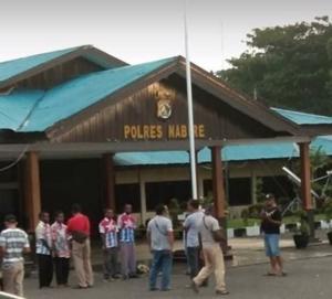 Read more about the article Regierung missachtet Meinungsfreiheit in Westpapua – Polizei verhaftet Schülerinnen und Schüler in Nabire und lädt Kirchenführer vor