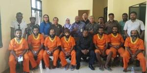 You are currently viewing Update zum Prozess gegen ‚Balikpapan 7‘ – Richter verurteilen papuanische Aktivisten zu zehn und elf Monaten Haft