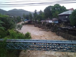 Read more about the article Unwetter in Jayapura City führt zu Überschwemmungen und Erdrutschen